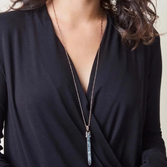 StellaAnd dot rebel necklace. Rosegold larkavite stone 27” - Picture 3 of 3